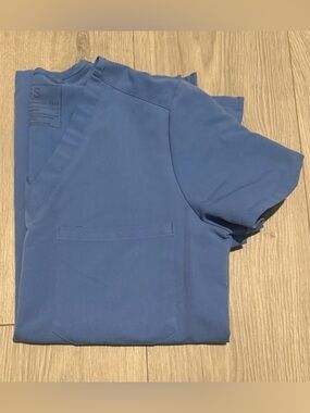 Figs Women's Ceil Blue Catarina Scrub Top XXS